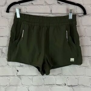 Vuori dark green athletic shorts